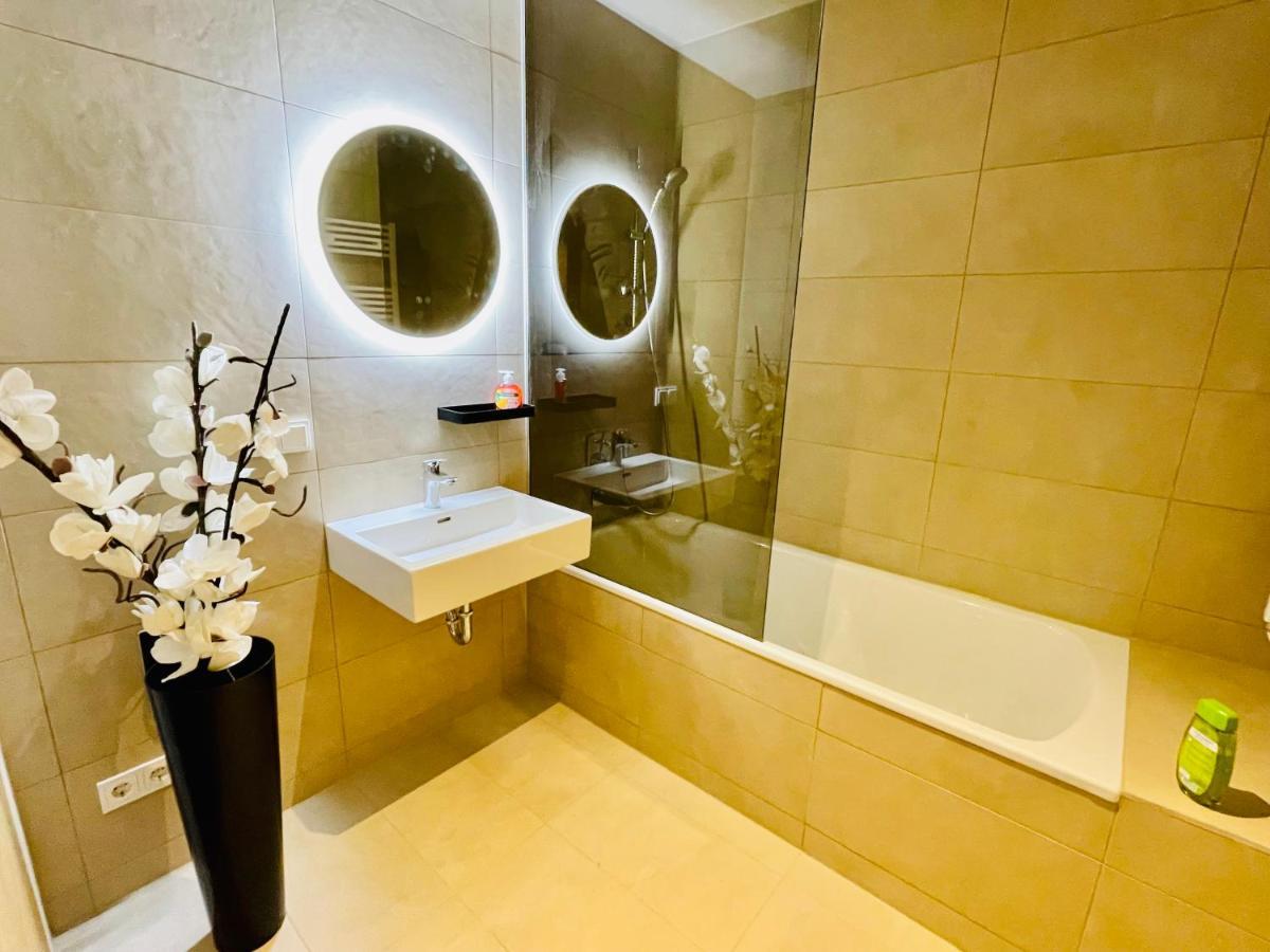 Apartament Royal Swan Skyline,